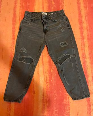 Pantaloni strappati neri Pull & Bear