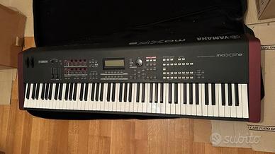 YAMAHA MOXF8