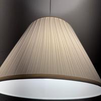 Lampadario bianco in tessuto