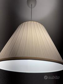 Lampadario bianco in tessuto