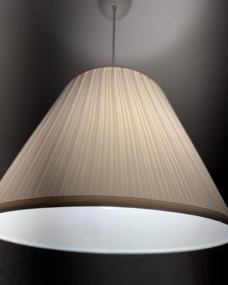 Lampadario bianco in tessuto
