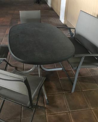 Tavolo sedie e panca da esterni