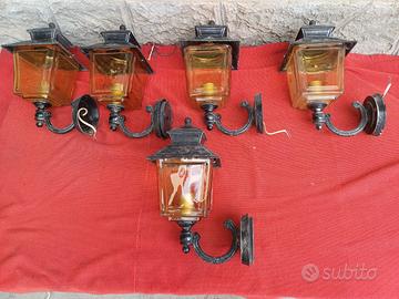 Portalampade da esterno.