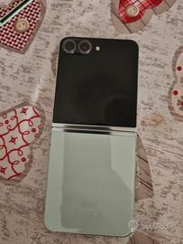 Samsung flip 5 512..