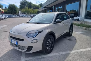 Fiat 600 Hybrid 110 CV DCT MHEV Business