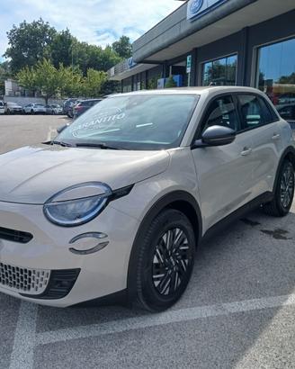 Fiat 600 Hybrid 110 CV DCT MHEV Business