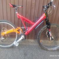 Bicicletta Mtb Cannondale