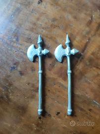 2 Asce in Ottone da Collezione - Set Completo