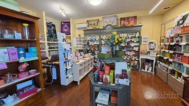 Erboristeria decennale