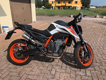 Ktm duke 890r