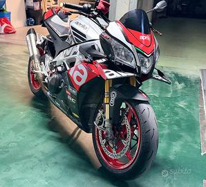 Aprilia tuono v4 Factory
