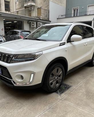 SUZUKY VITARA 1.4 Hibrid Top