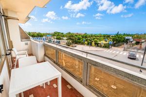 22-29 agosto: fronte mare 5 p.letto e garage