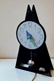 Orologio a piramide con pendolo Design postmoderno