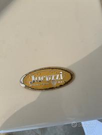 Vasca idromassaggio Jacuzzi