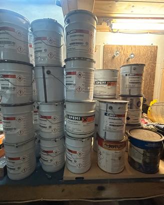 Pittura industriale e marina per legno e metalli