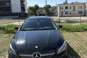 MERCEDES-BENZ CLA 200d PREMIUM