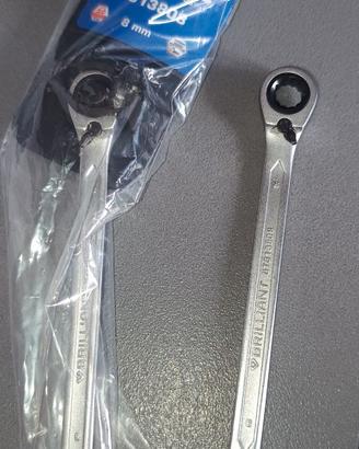 Chiave fissa con cricchetto reversibile 8mm