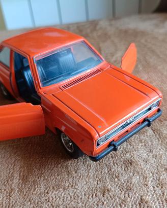 1/24 Ford Escort
