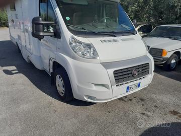 Camper roller team