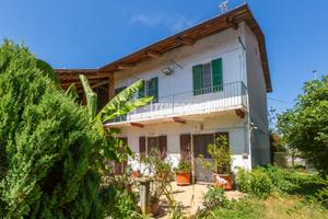 Rustico a Narzole Frazione Lucchi 5 locali