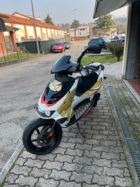 aprilia sr 50 ditech edizione manuel poggiali