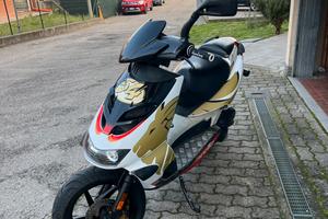 aprilia sr 50 ditech edizione manuel poggiali