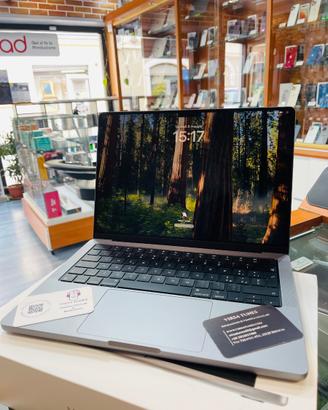 MacBook Pro 14 2023 M3 14 pollici 8-1TB usato