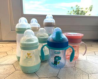 Set 5 biberon MAM + biberon acqua Chicco+bicchiere