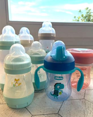Set 5 biberon MAM + biberon acqua Chicco+bicchiere