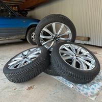 Cerchi + Gomme da 20 Renault