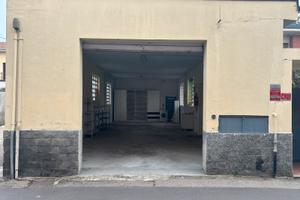 Disponibile magazzino ad uso deposito