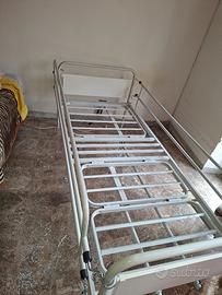 letto ortopedico con sponde