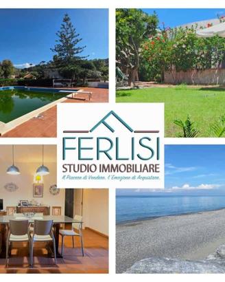 Villa in pietra in complesso con accesso al mare e