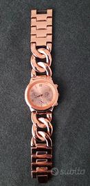 Orologio bracciale in metallo