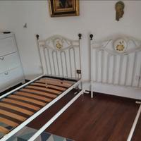 Letti singoli senza materasso