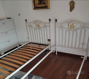 Letti singoli senza materasso