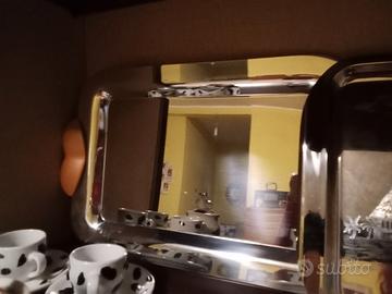 set di n. 2 vassoi in acciaio 