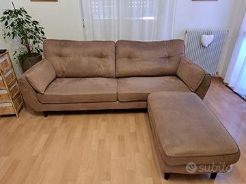 Divano tre posti con penisola mobile - come nuovo