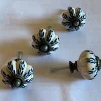4 Pomelli ceramica dipinta e metallo