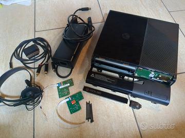 Xbox 360 E (2013) semi-funzionante