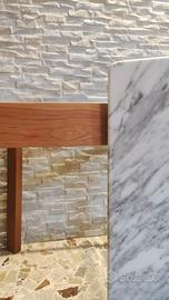 Tavolo in legno massello rovere con piano in marmo