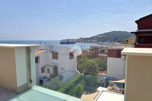 4 LOCALI A GAETA