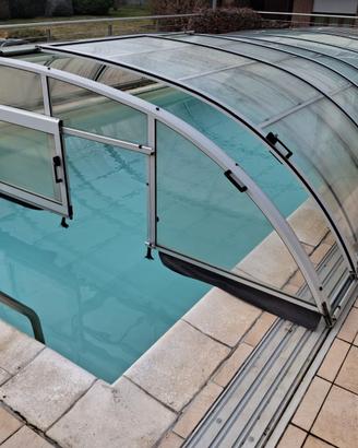Copertura scorrevole per piscine