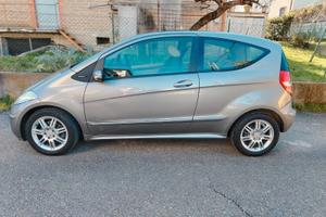 MERCEDES Classe A (W/C169) - 2005