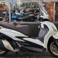Piaggio Beverly 400