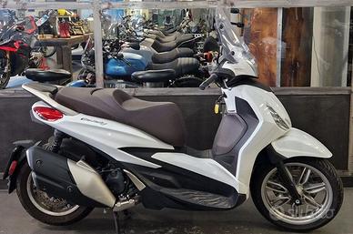 Piaggio Beverly 400