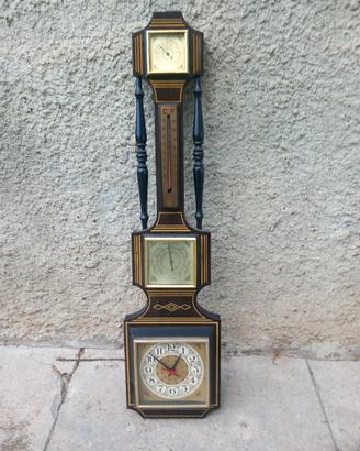 orologio da parete con termometro,barometro ecc.