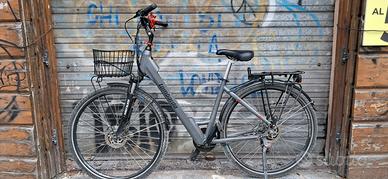 E-bike Donna Lombardo Trastevere