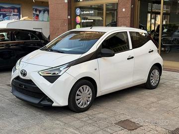 Toyota Aygo 1.0 VVT-i x-clusiv